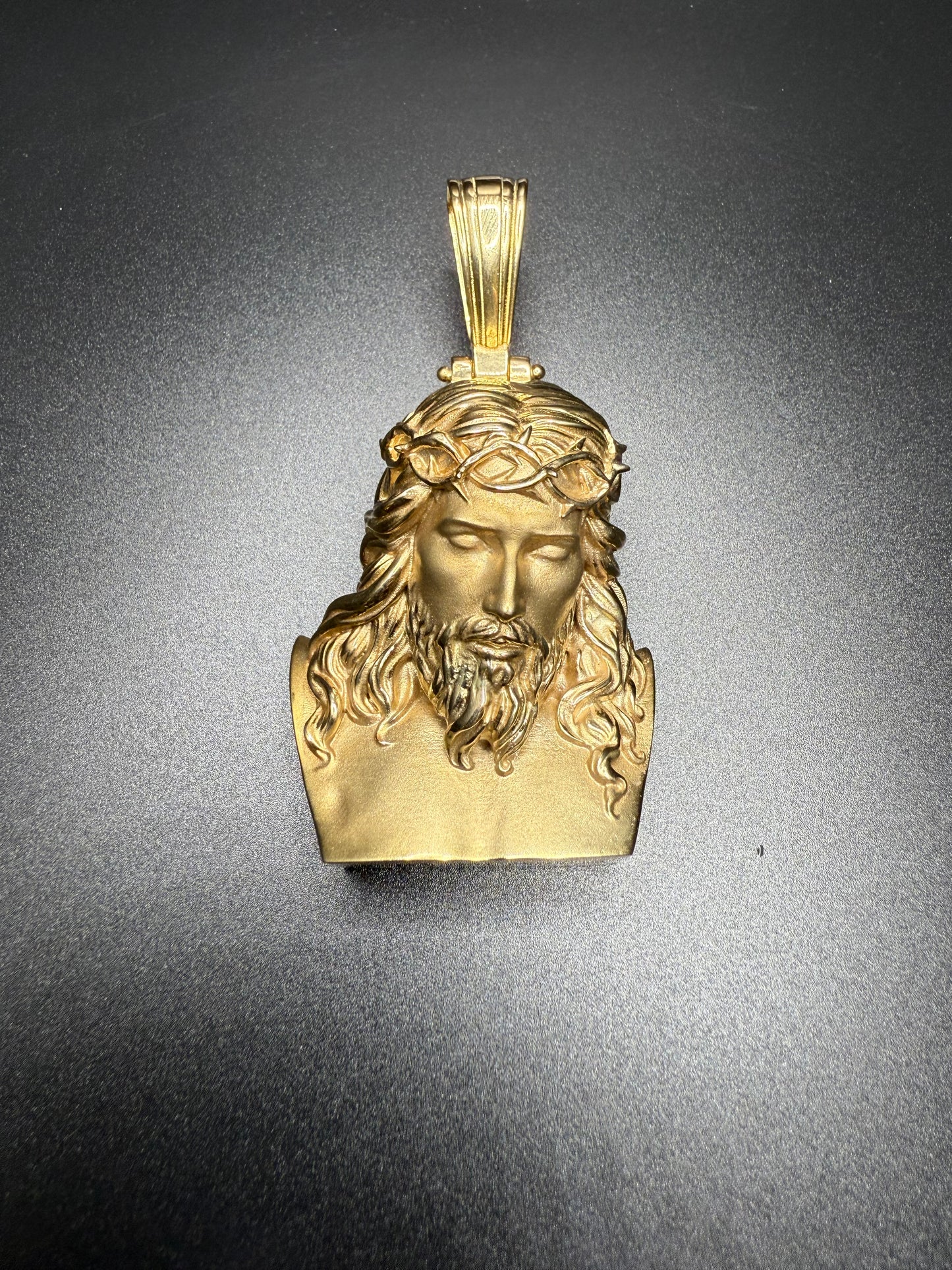 Luxury 10K Gold Jesus Pendant – Solid Gold, Handcrafted Religious Jewelry