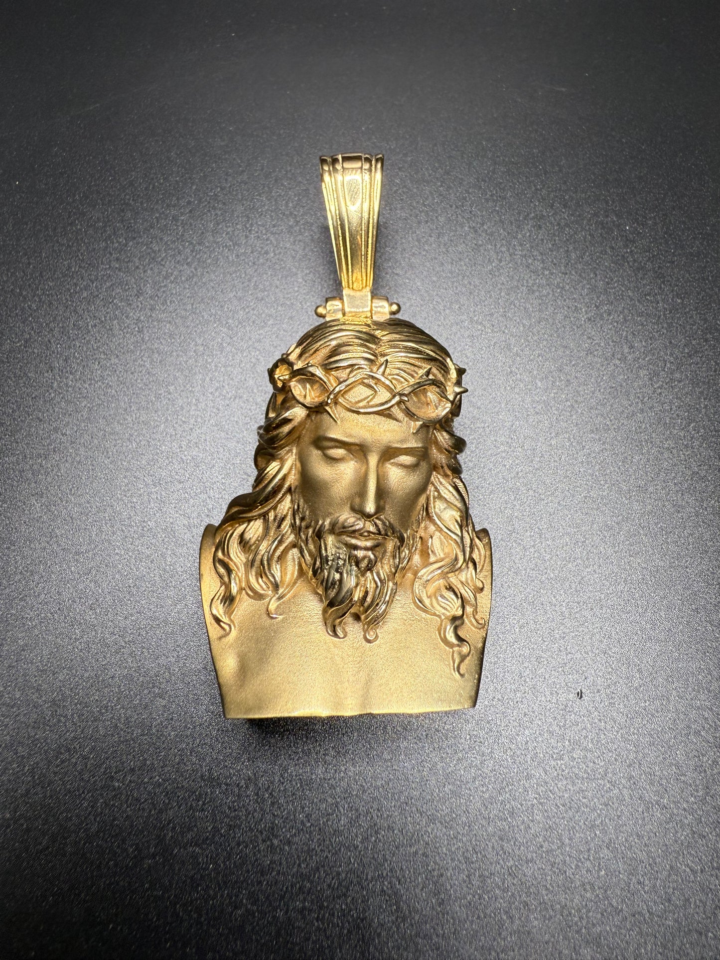 Luxury 10K Gold Jesus Pendant – Solid Gold, Handcrafted Religious Jewelry