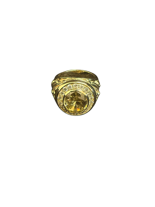 10K Solid Gold Statement Ring – Engraved with a Stunning Gemstone
