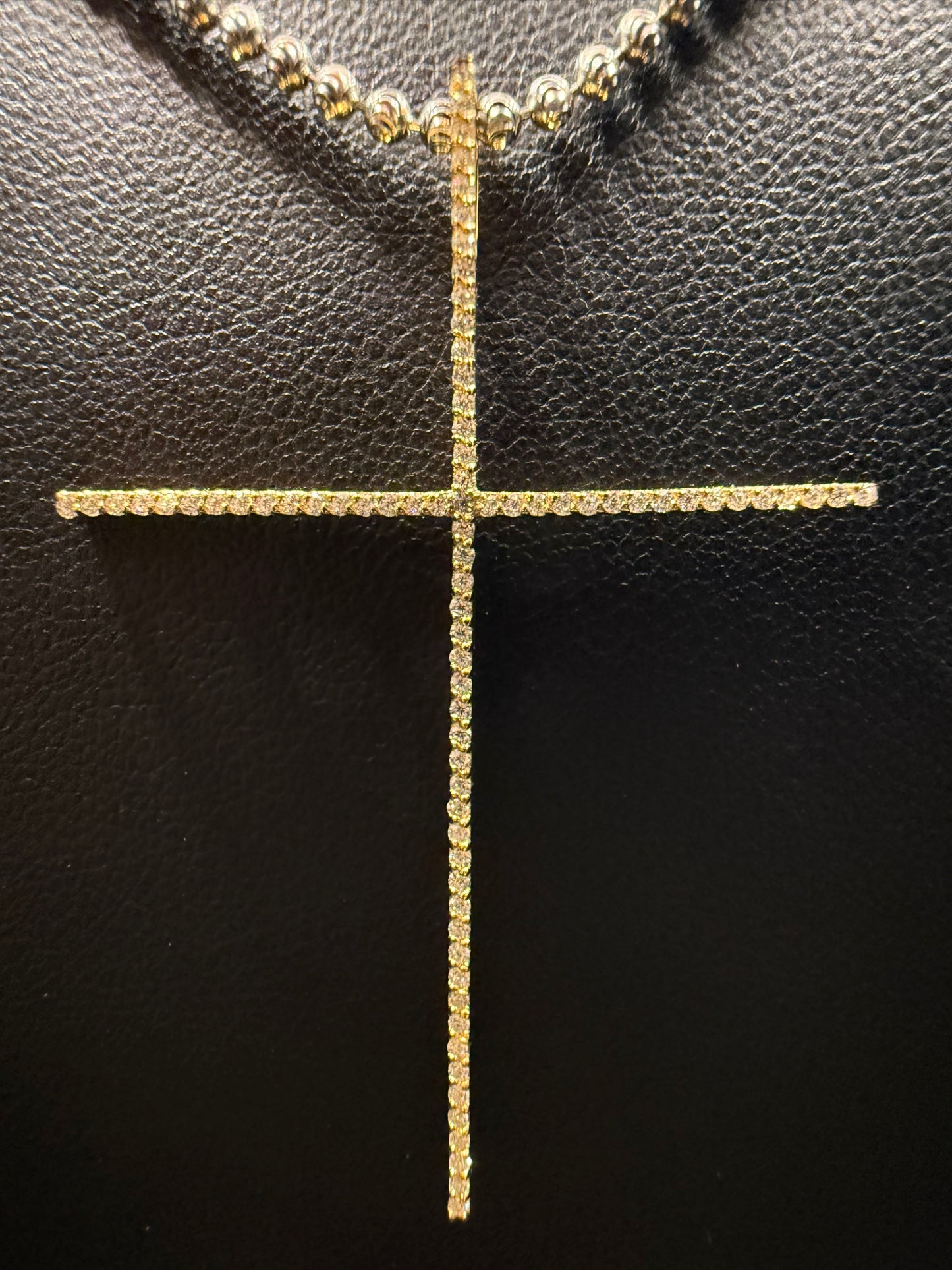 14K Gold Diamond Cross Pendant – Elegant & Timeless Religious Jewelry